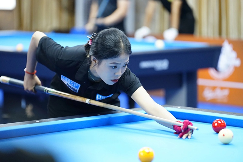 Cách thực hiện cú đánh khai cuộc trong bida 3 băng
